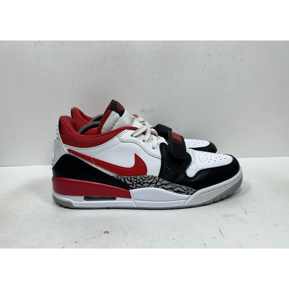 Jordan Legacy 312 Low Bred Fire Red Black Toe CD7069-160 Men's Size 9.5